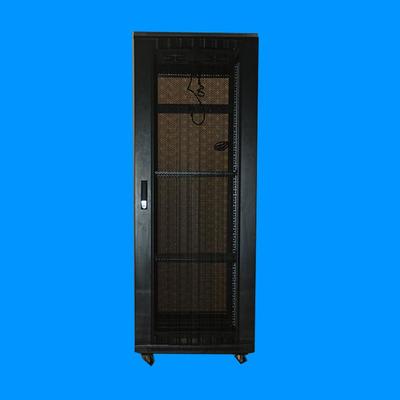 中普金属 专注高品质机柜制造，一站式解决方案的专业厂家